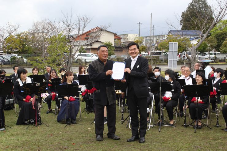 小郡市民吹奏楽団包括連携協定.JPG